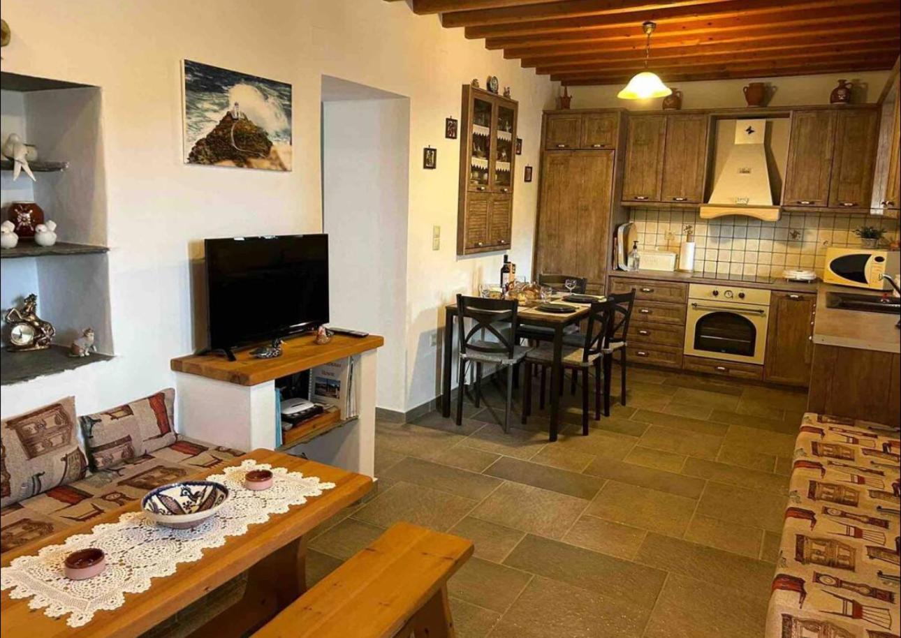 Diavrouxas House In Sifnos Appartement Cherronisos  Buitenkant foto