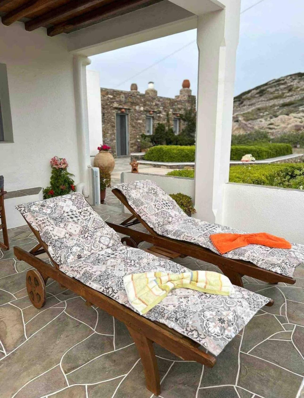Diavrouxas House In Sifnos Appartement Cherronisos  Buitenkant foto